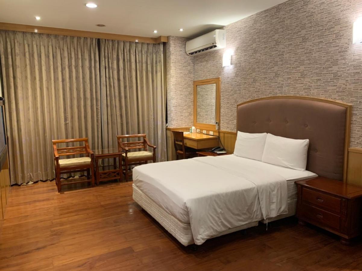 Charming Motel Hualien City Exterior photo