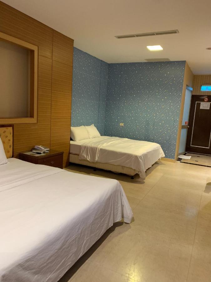 Charming Motel Hualien City Exterior photo