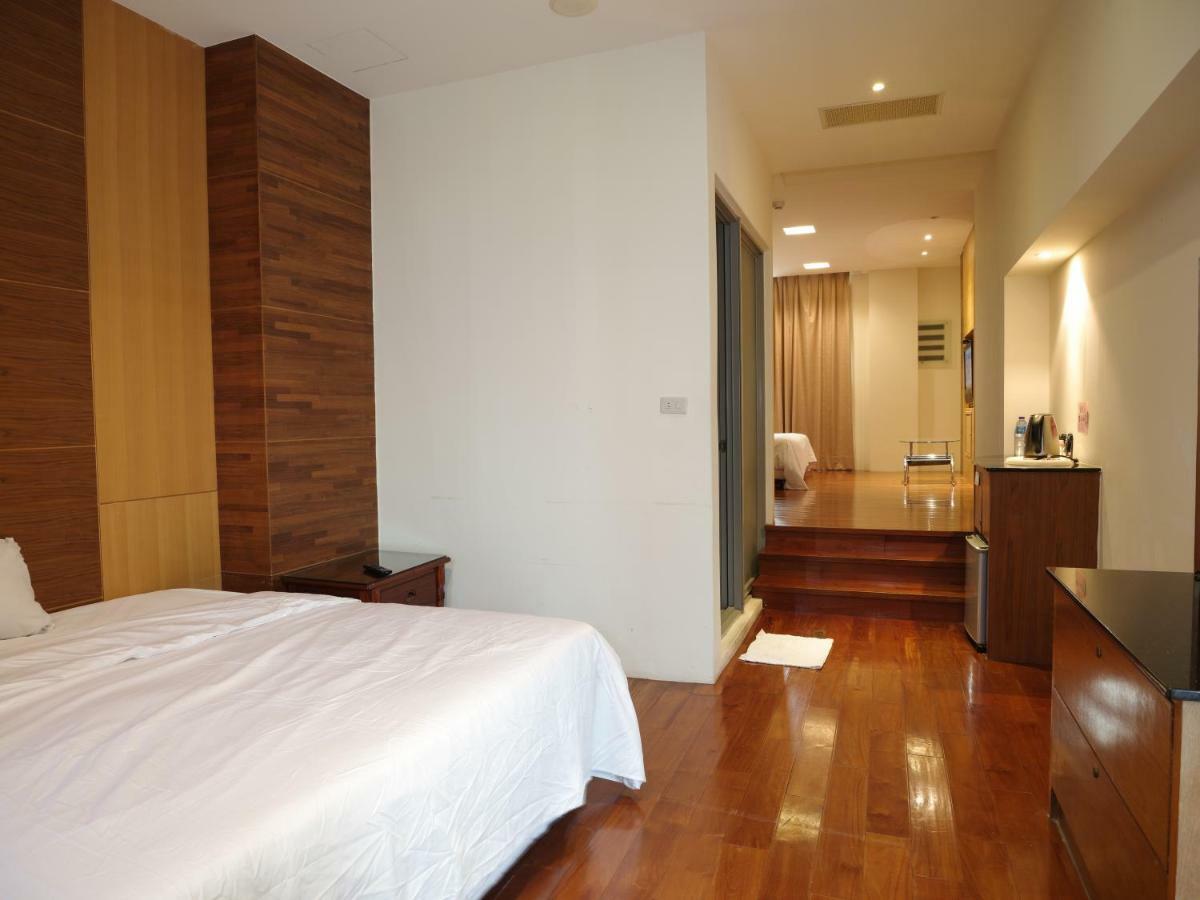 Charming Motel Hualien City Exterior photo
